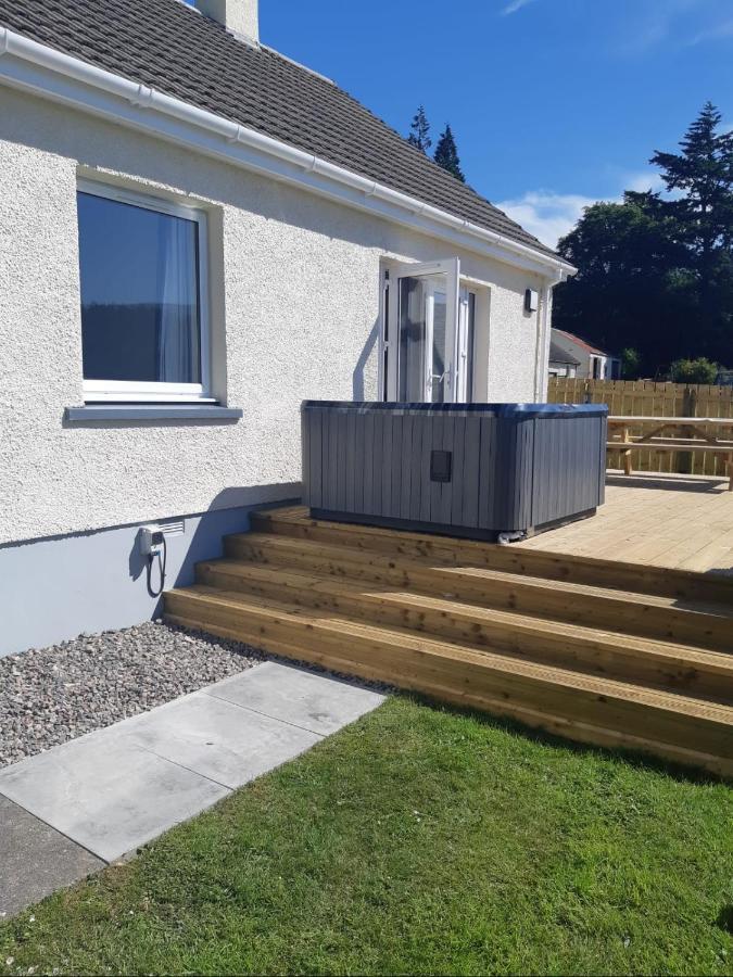 Loch Ness Cottage フォート・オーガスタス エクステリア 写真